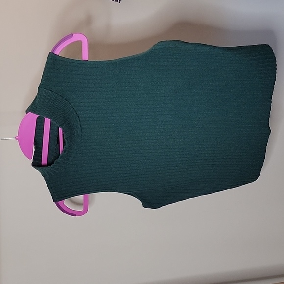 Mock Neck Sleeveless Sweater - Picture 1 of 7